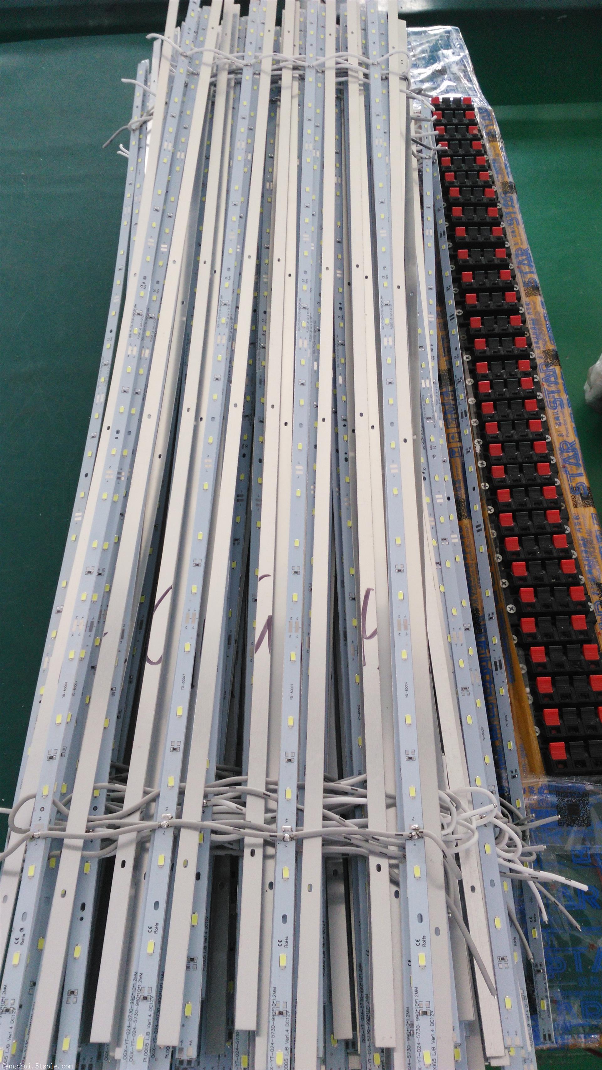 【12w 3030漫反射透镜灯条12v】价格,厂家,led灯珠-搜了网